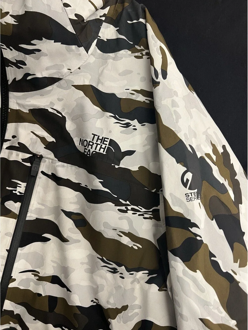 The North Face Rocko Green Camo A-CAD Futurelight Jacket Mens XXL Steep Series